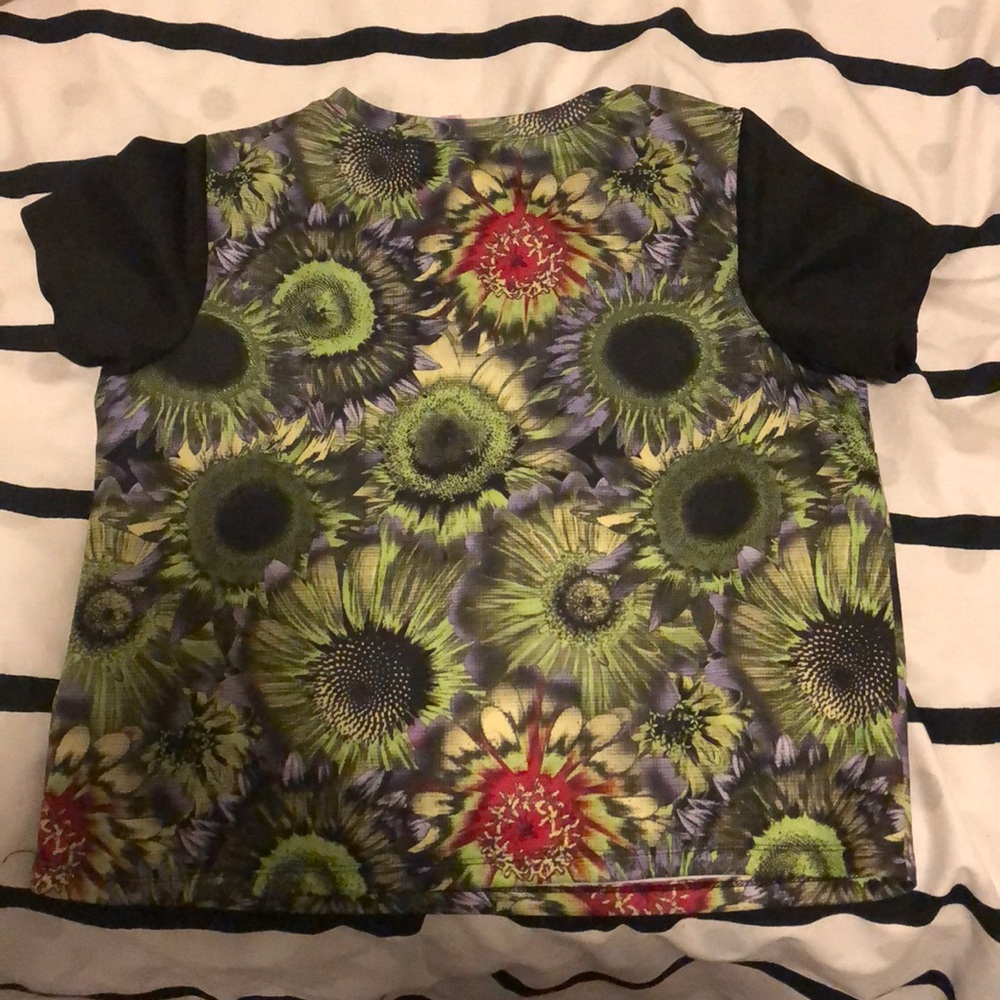 Spring top - Picture 2 of 3